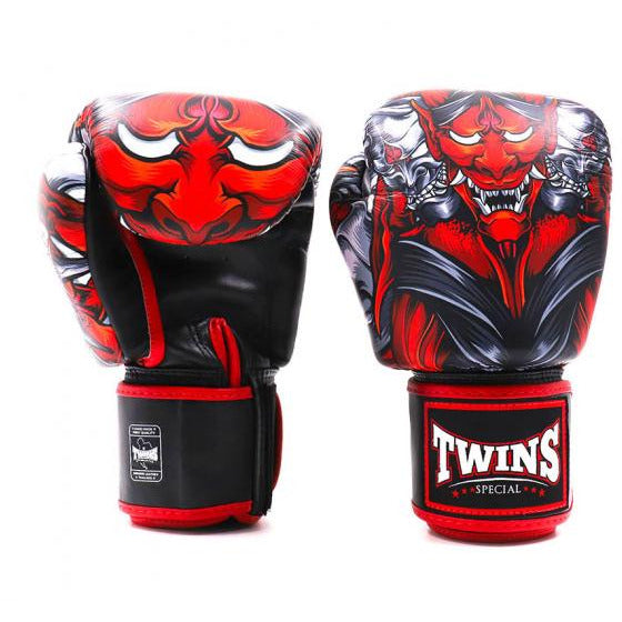 Twins Special Boxing Gloves FBGVL3-58 ”Kabuki” – Nak Muay Training
